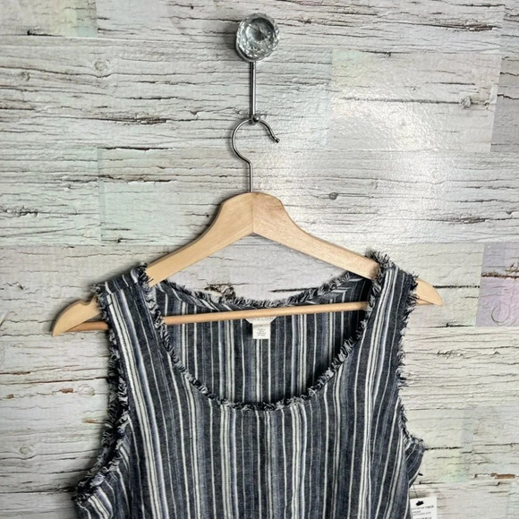 Caslon gray tank top striped raw hem  size small NWT Nordstrom - Picture 3 of 7